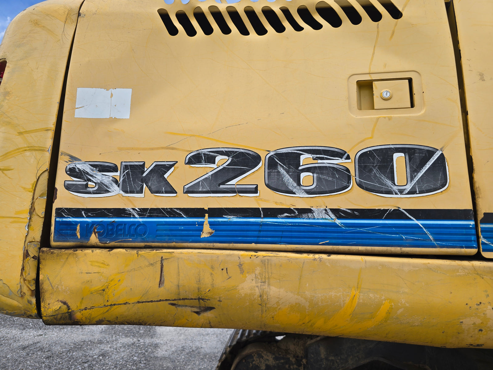 2016 KOBELCO SK260LC - $61,000