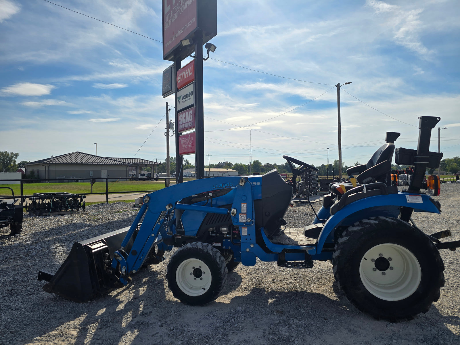 USED 2021 LS 225S - #6106068 - $14,000