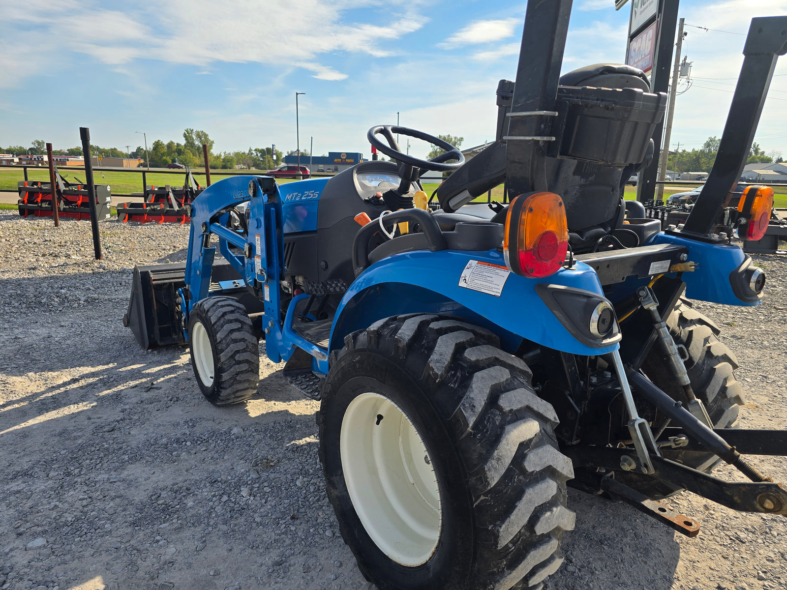 USED 2021 LS 225S - #6106068 - $14,000