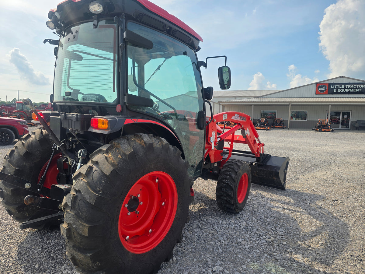 USED 2024 KIOTI DK4220SE CAB WITH LOADER - LOW HOURS - #6169811