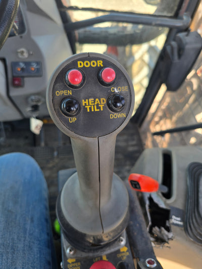 USED 2010 KUBOTA M108S DUAL SPEED WITH DITCH MOWER