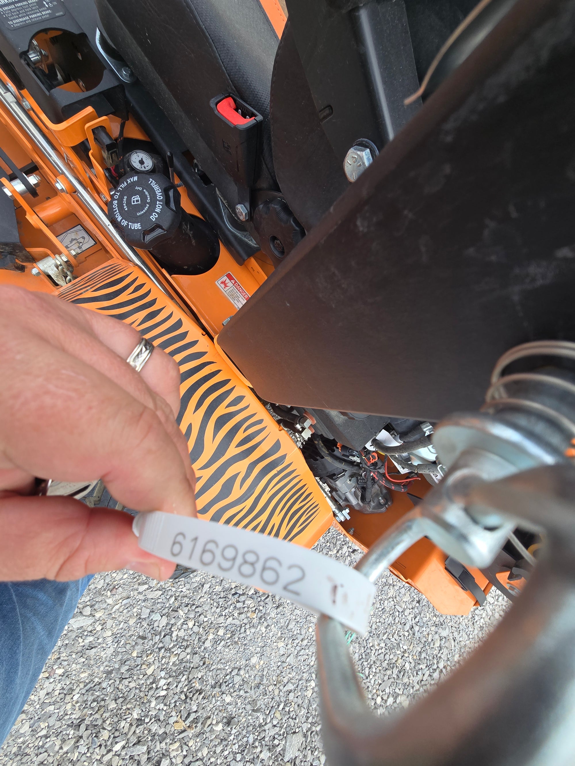 USED 2024 SCAG TURF TIGER II - ONLY 74 HOURS - #6169862