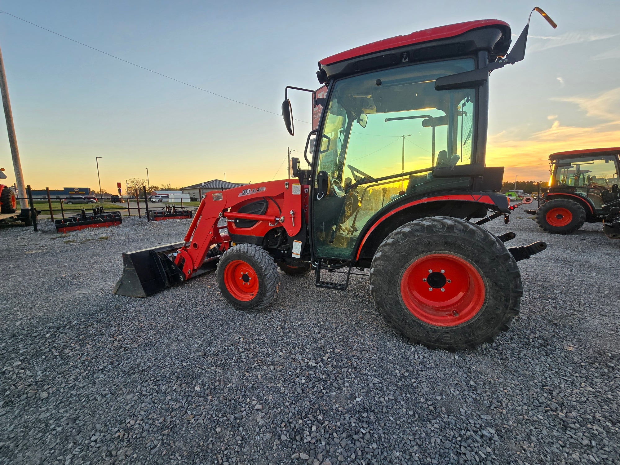 USED 2022 KIOTI CK4010SE CAB - LESS THAN 100HRS - #6168563