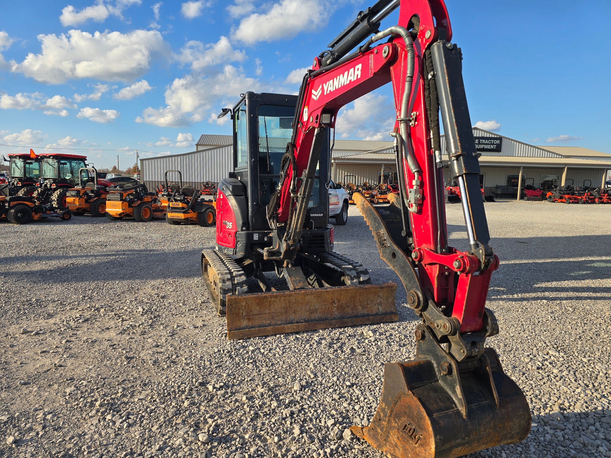 USED 2022 YANMAR VIO-35 CAB #3288654