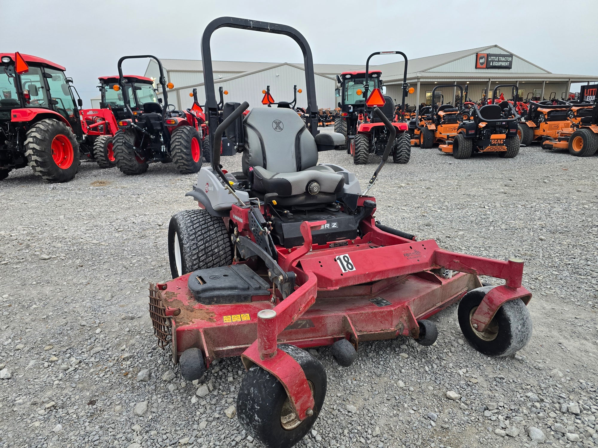 USED 2019 EXMARK LAZER Z X-SERIES #4162637