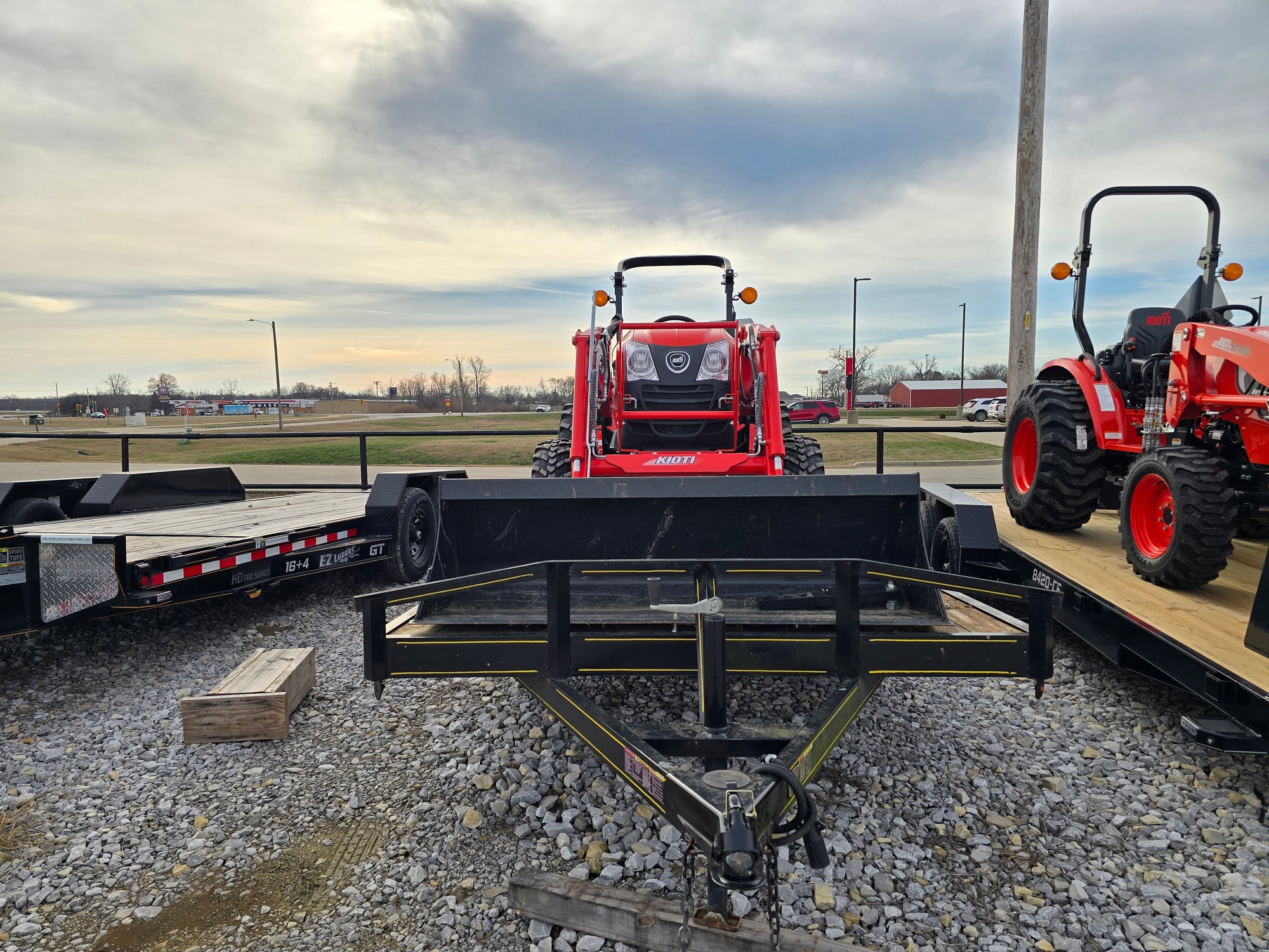 USED 2022 KIOTI CK2610HST - PACKAGE DEAL - TRACTOR,LOADER,CUTTER & TRAILER