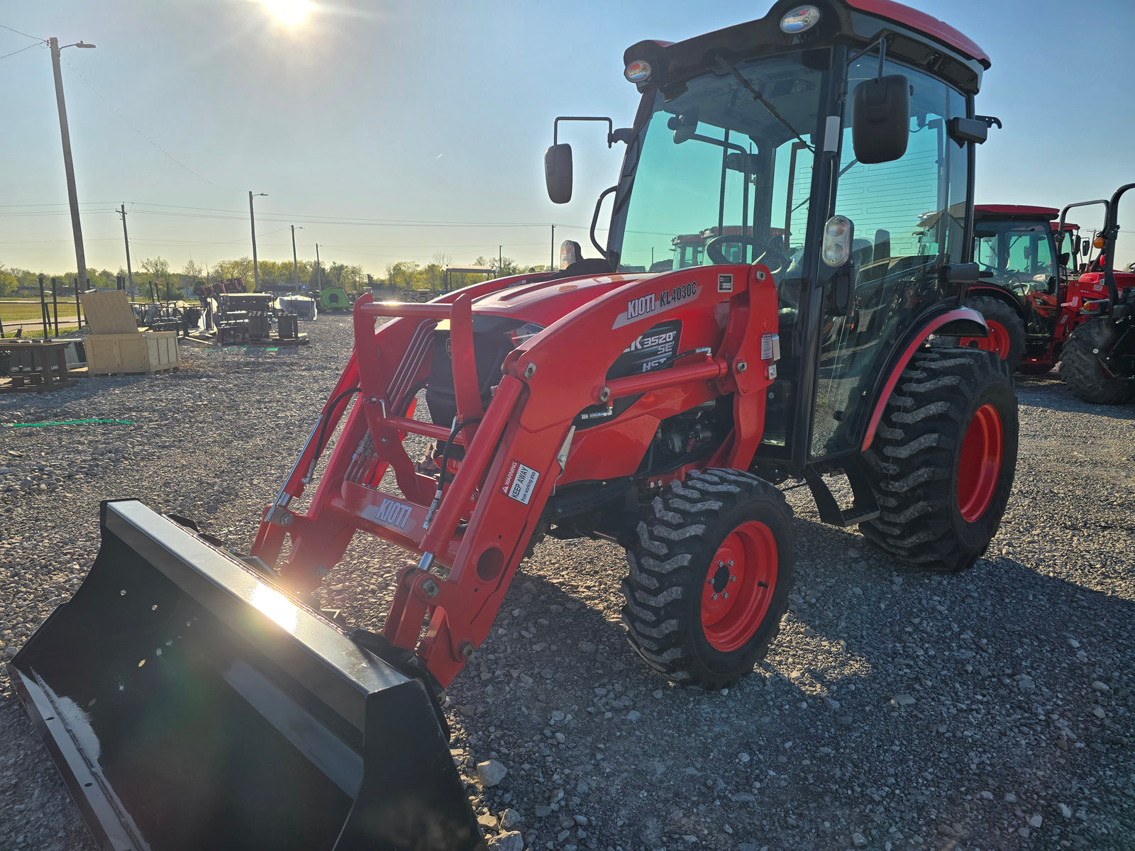 2024 KIOTI CK3520SE CAB - GENTLY USED UNIT - #6169174
