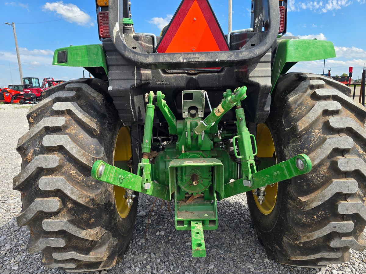 USED 2025 JOHN DEERE 4066M WITH LOADER #6106454