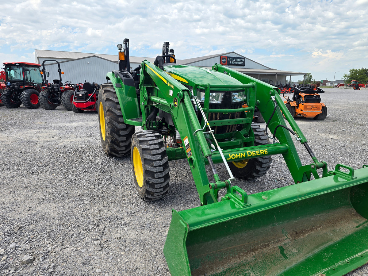 USED 2025 JOHN DEERE 4066M WITH LOADER #6106454