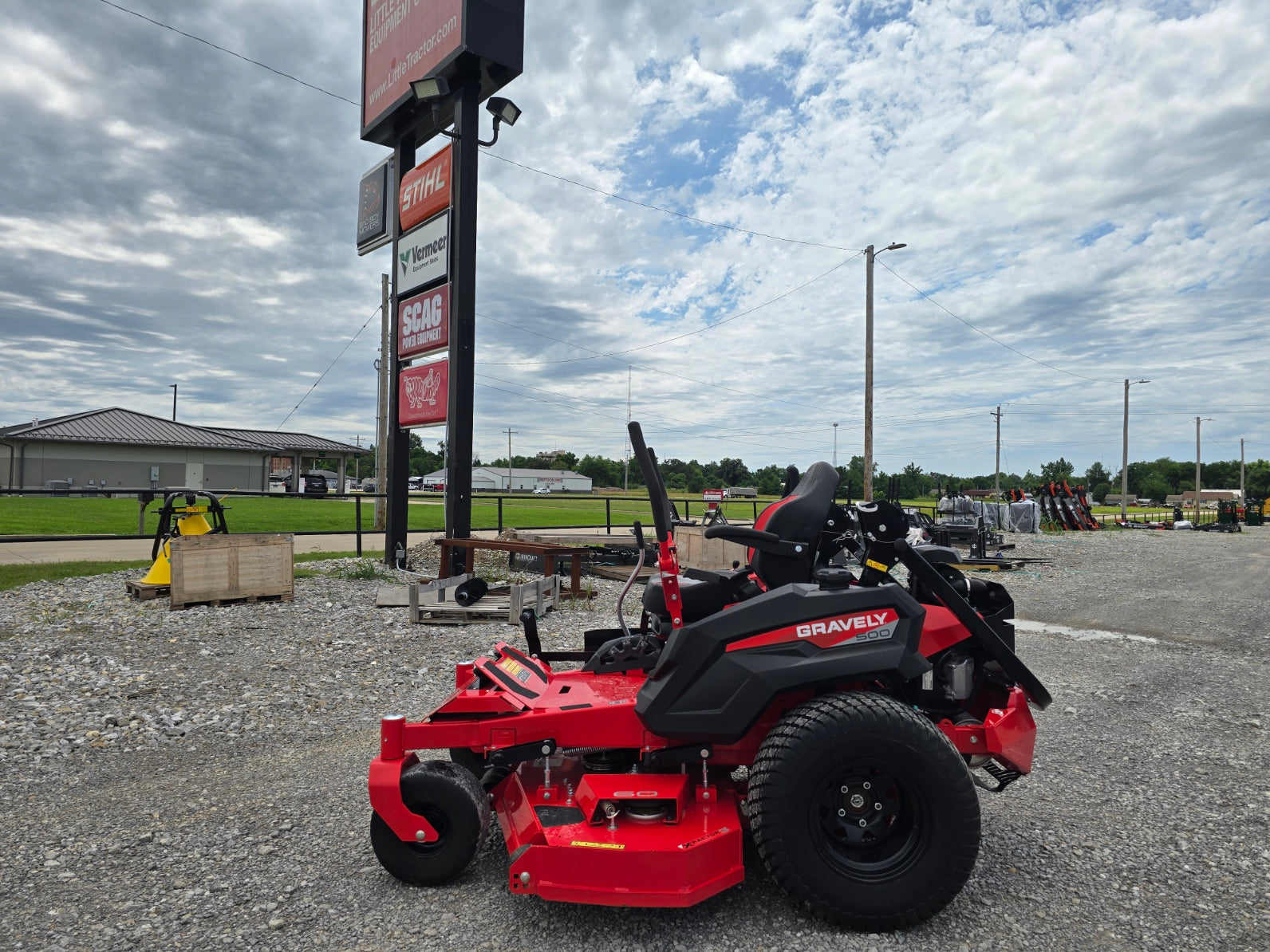 USED - 2026 GRAVELY PROTURN 560 - ONLY 6 HOURS - #6106410