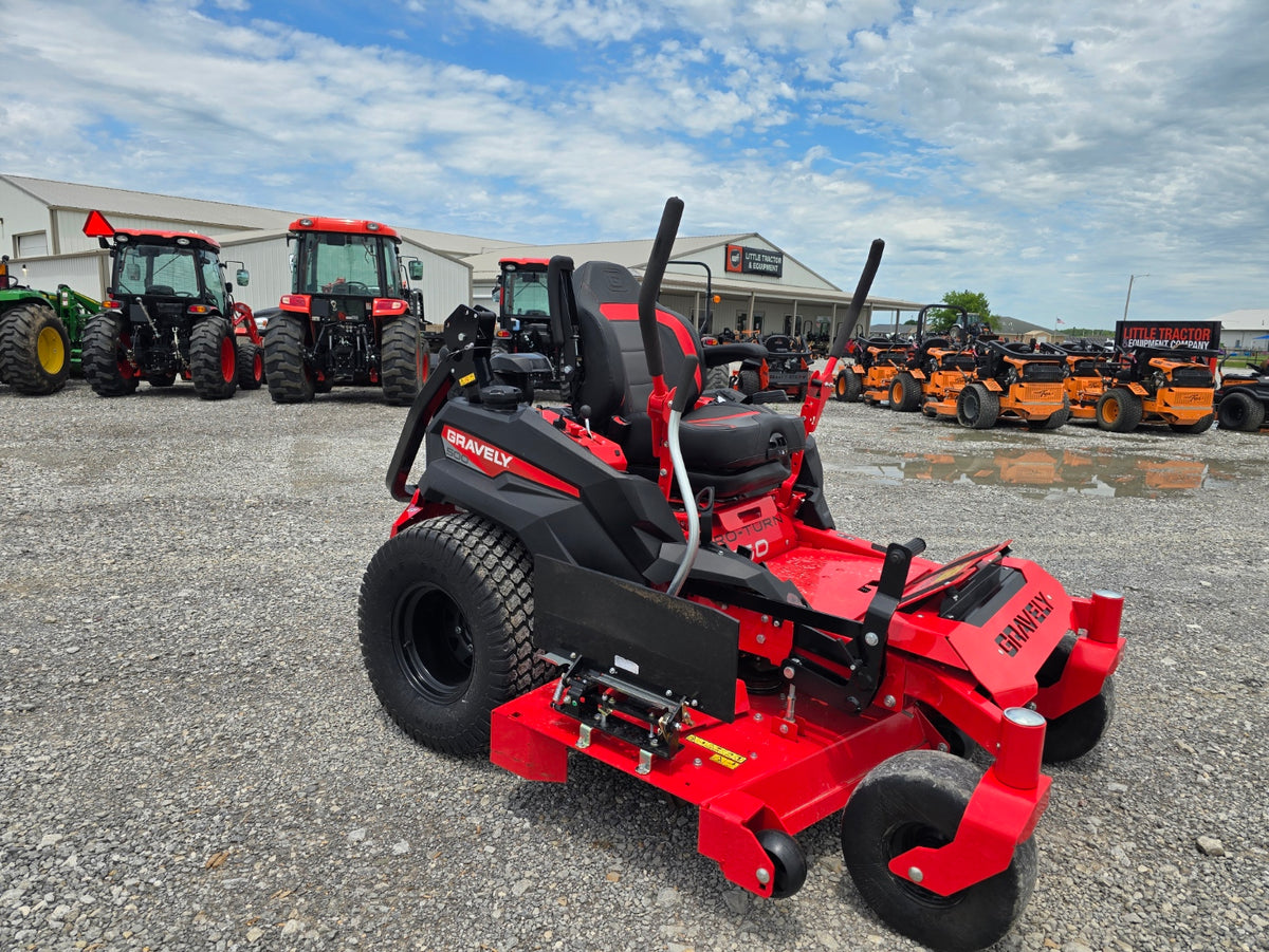 USED - 2026 GRAVELY PROTURN 560 - ONLY 6 HOURS - #6106410