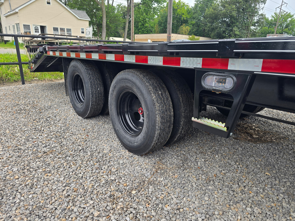 NEW DOOLITTLE HD PRO 32FT GOOSENECK 25.5K