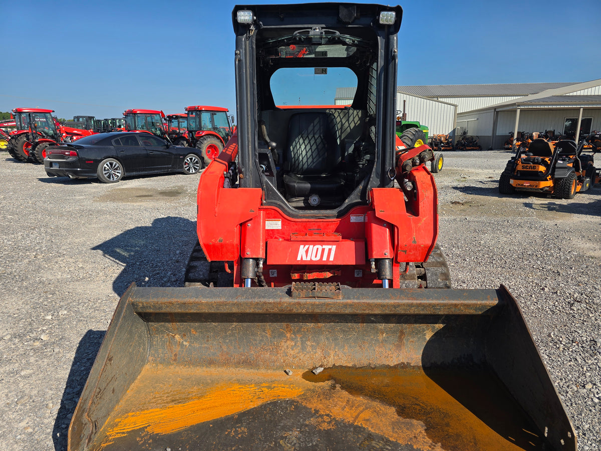 USED 2023 KIOTI TL750 TRACKLOADER - FULL CAB #6168525