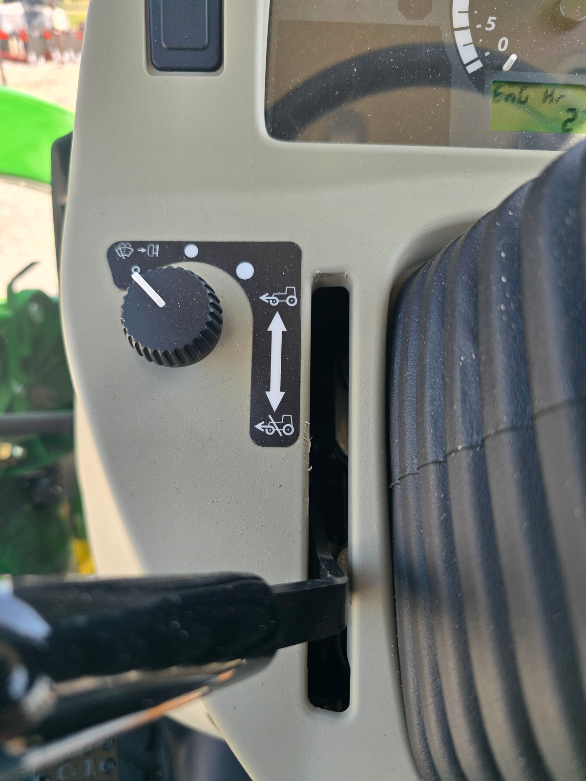 USED 2016 JOHN DEERE 3039R CAB WITH LOADER #7299813
