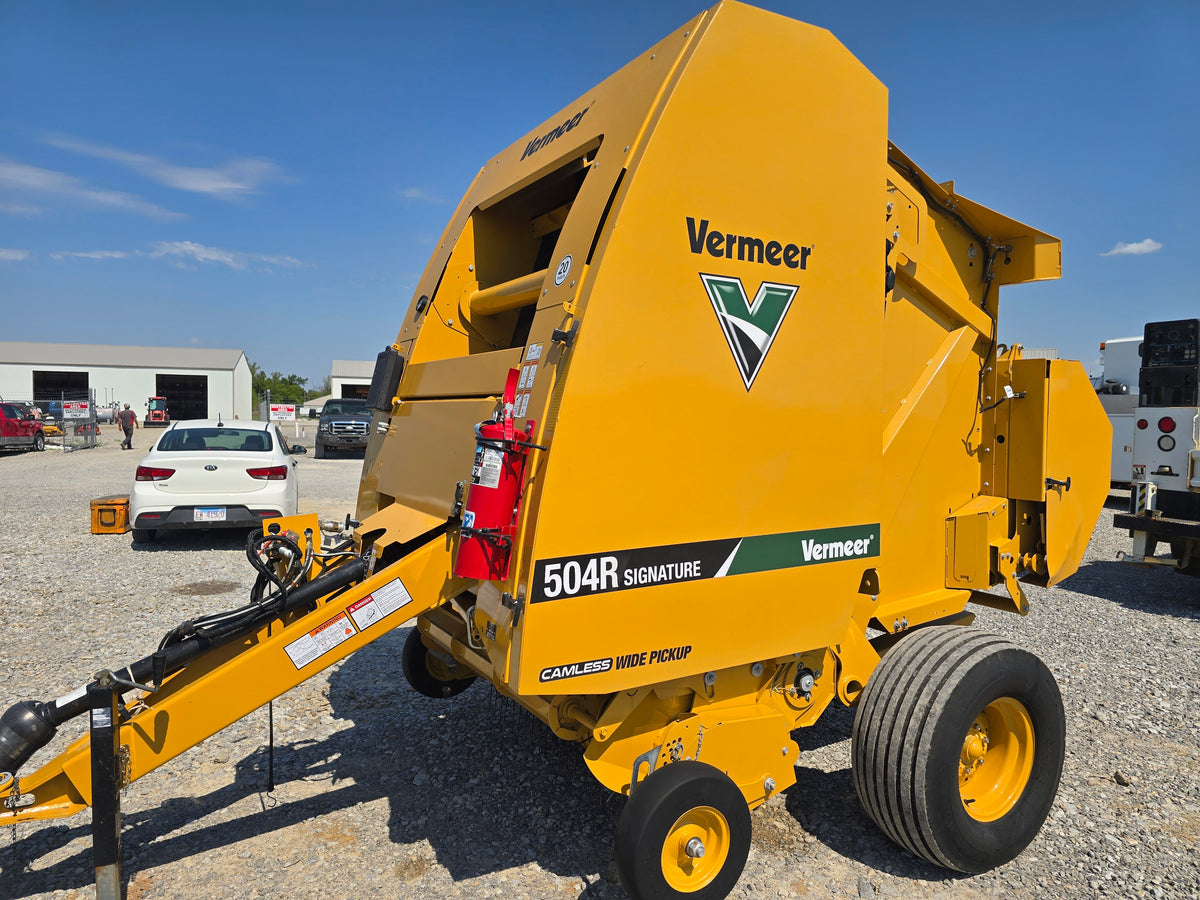 USED 2023 VERMEER 504R SIGNATURE SERIES - #6105504 - $34,900