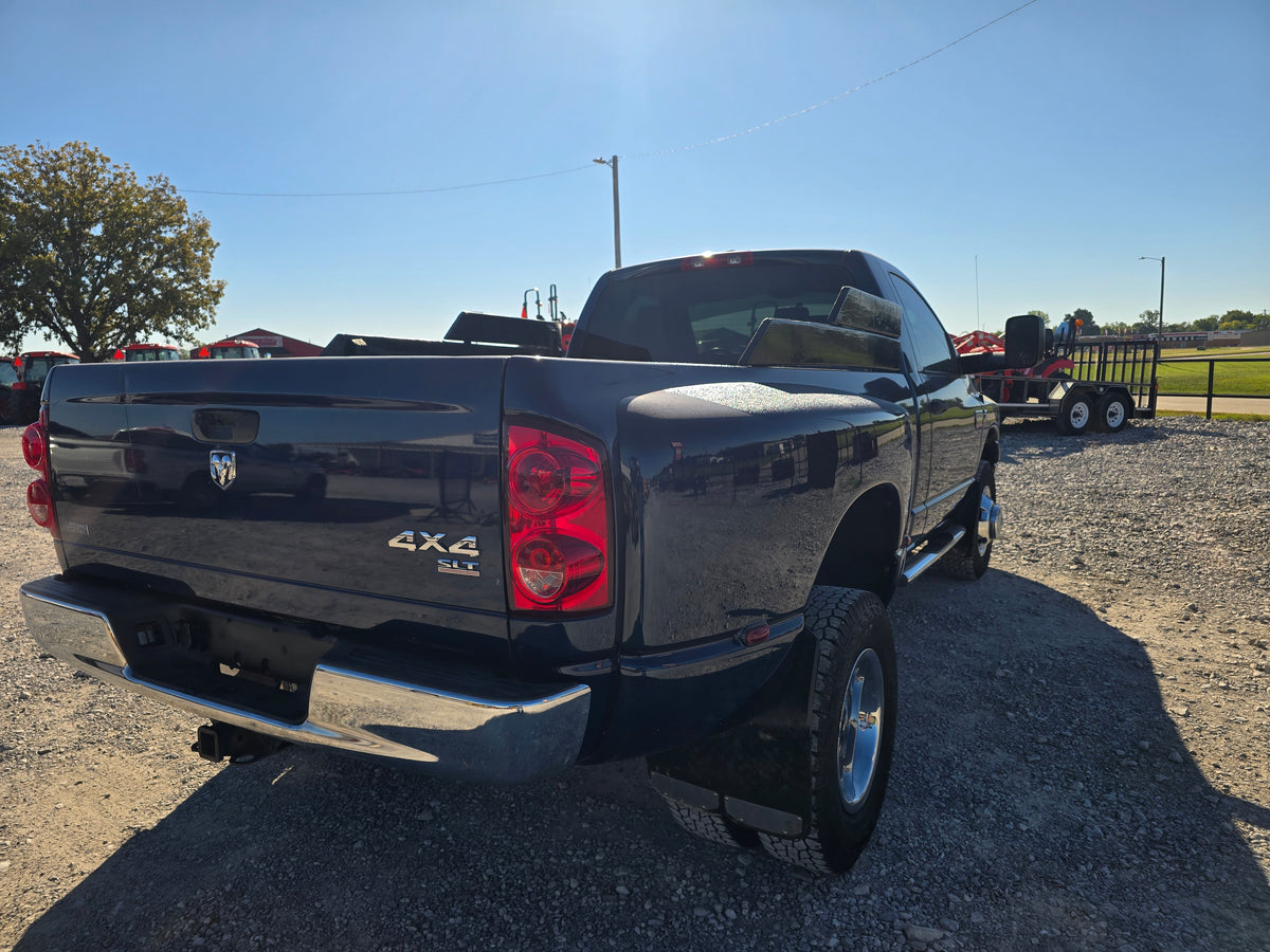 2008 RAM 3500HD DUALLY - $23,500