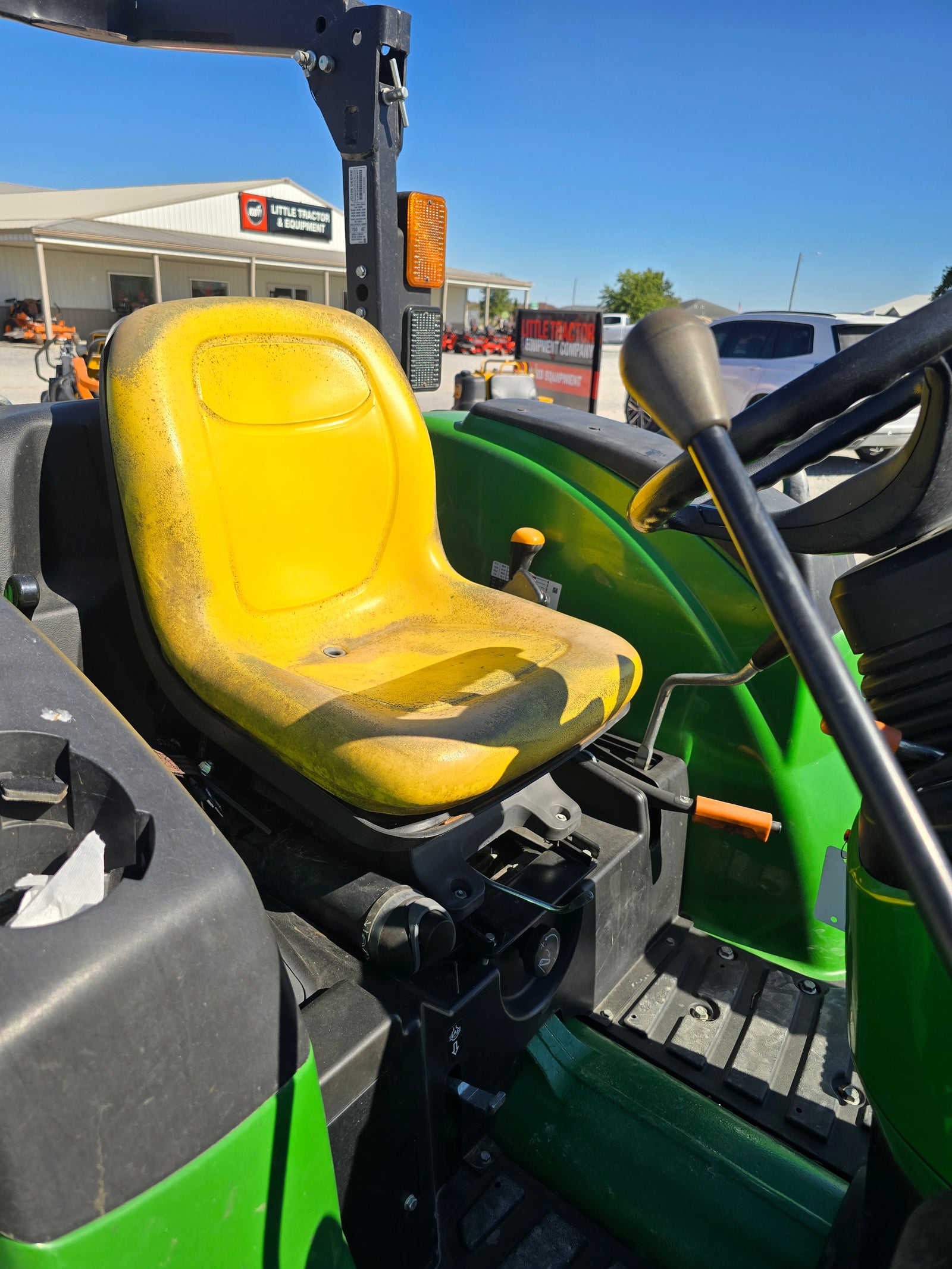 USED JOHN DEERE 4044M - LOADER, BUCKET & PALLET FORKS #7299822  - $28,500