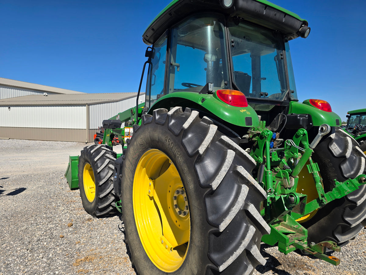 2018 JOHN DEERE 6105E - TRACTOR AND LOADER - #7299823 - $61,800