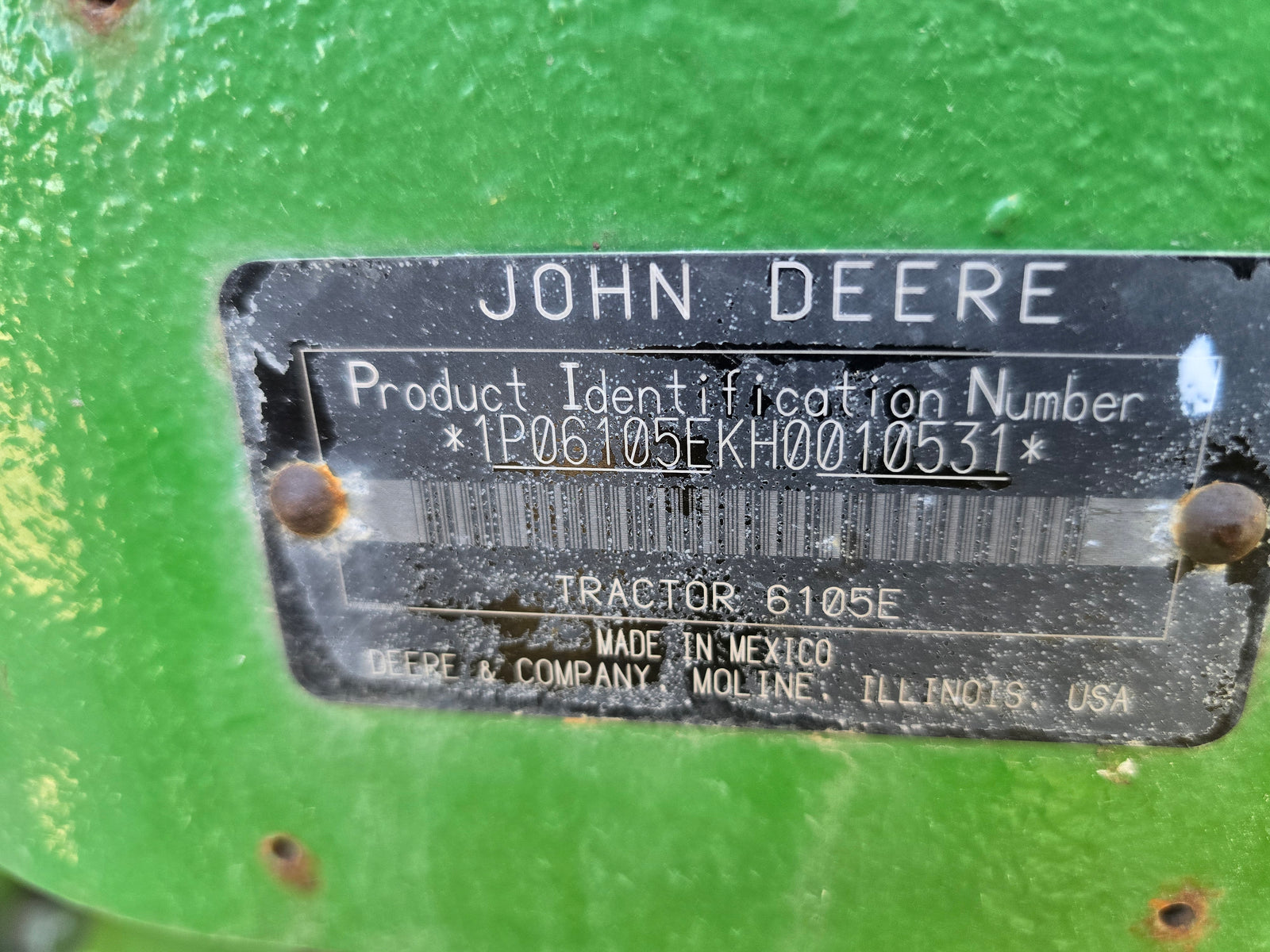 2018 JOHN DEERE 6105E - TRACTOR AND LOADER - #7299823 - $61,800