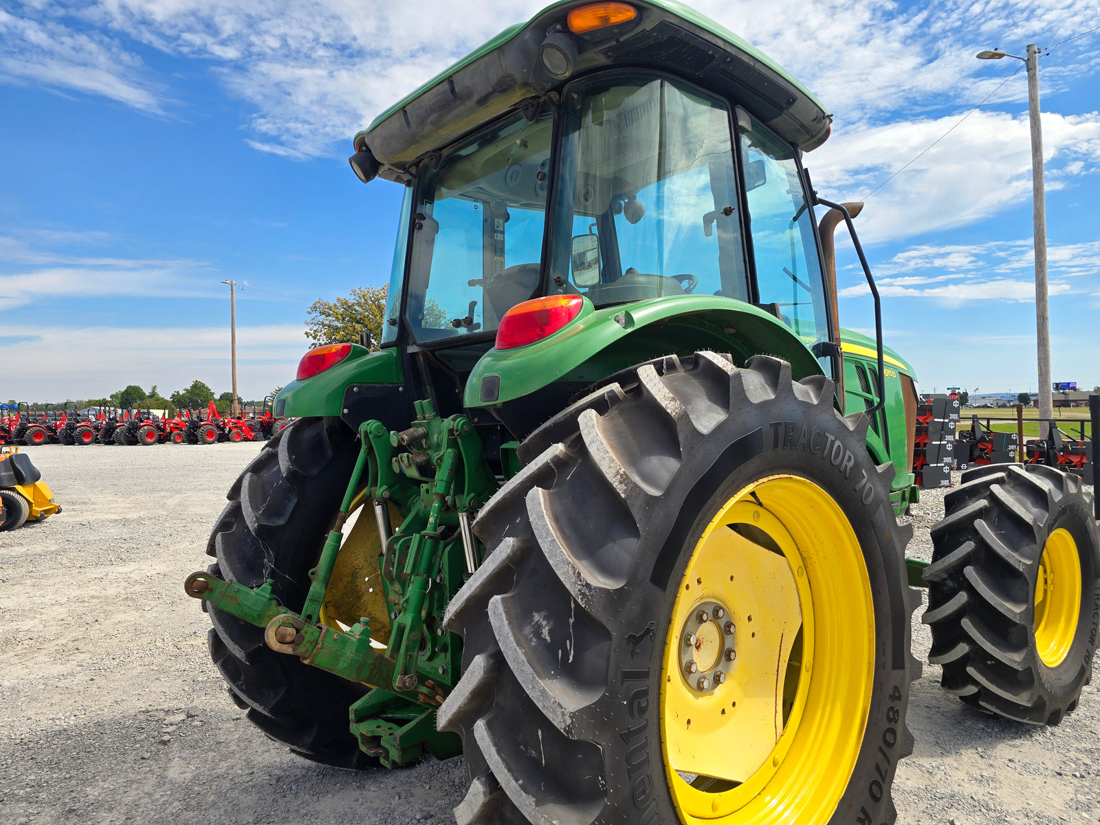 USED 2014 JOHN DEERE 6115D CAB TRACTOR - $32500