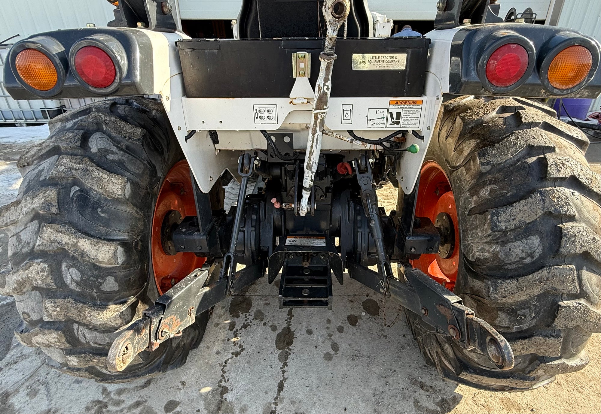 USED BOBCAT CT440 OPEN STATION WITH LOADER #6105268