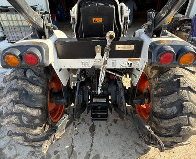 USED BOBCAT CT440 OPEN STATION WITH LOADER #6105268