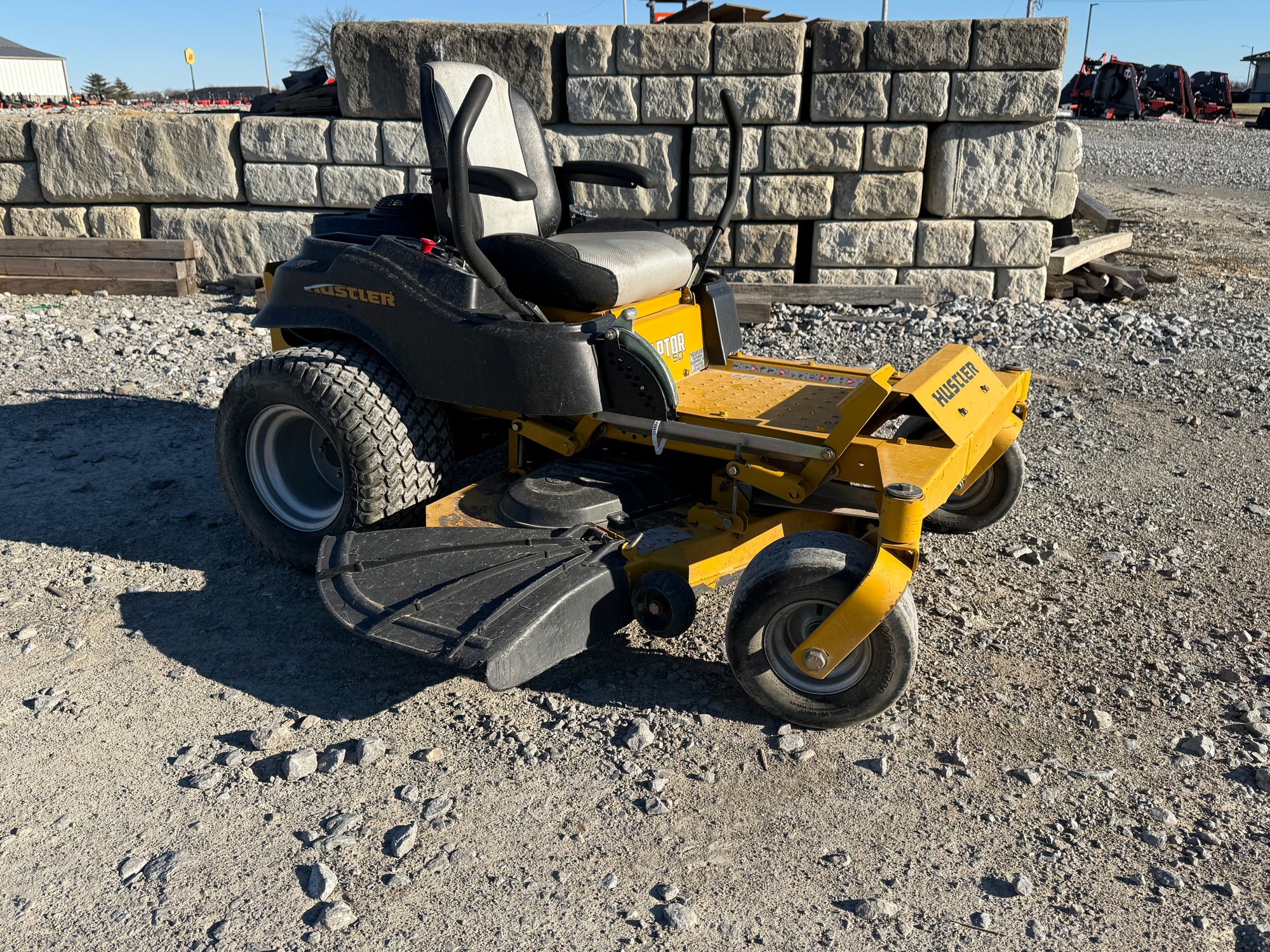 USED 2017 HUSTLER RAPTOR SD -54" CUT #6166545-0116-0210