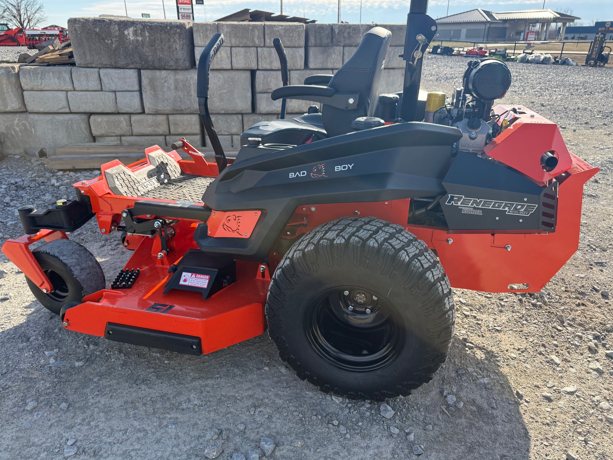 USED 2025 BAD BOY RENEGADE !! SAME AS NEW !! #6106481 - 0115