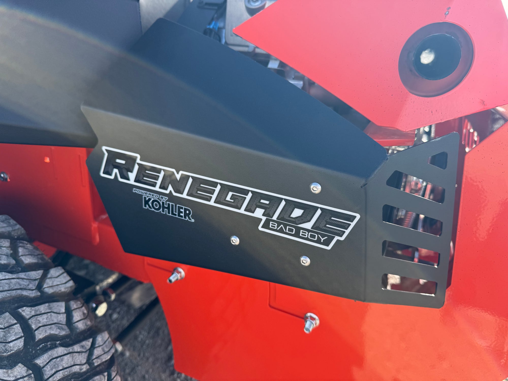 USED 2025 BAD BOY RENEGADE !! SAME AS NEW !! #6106481 - 0115