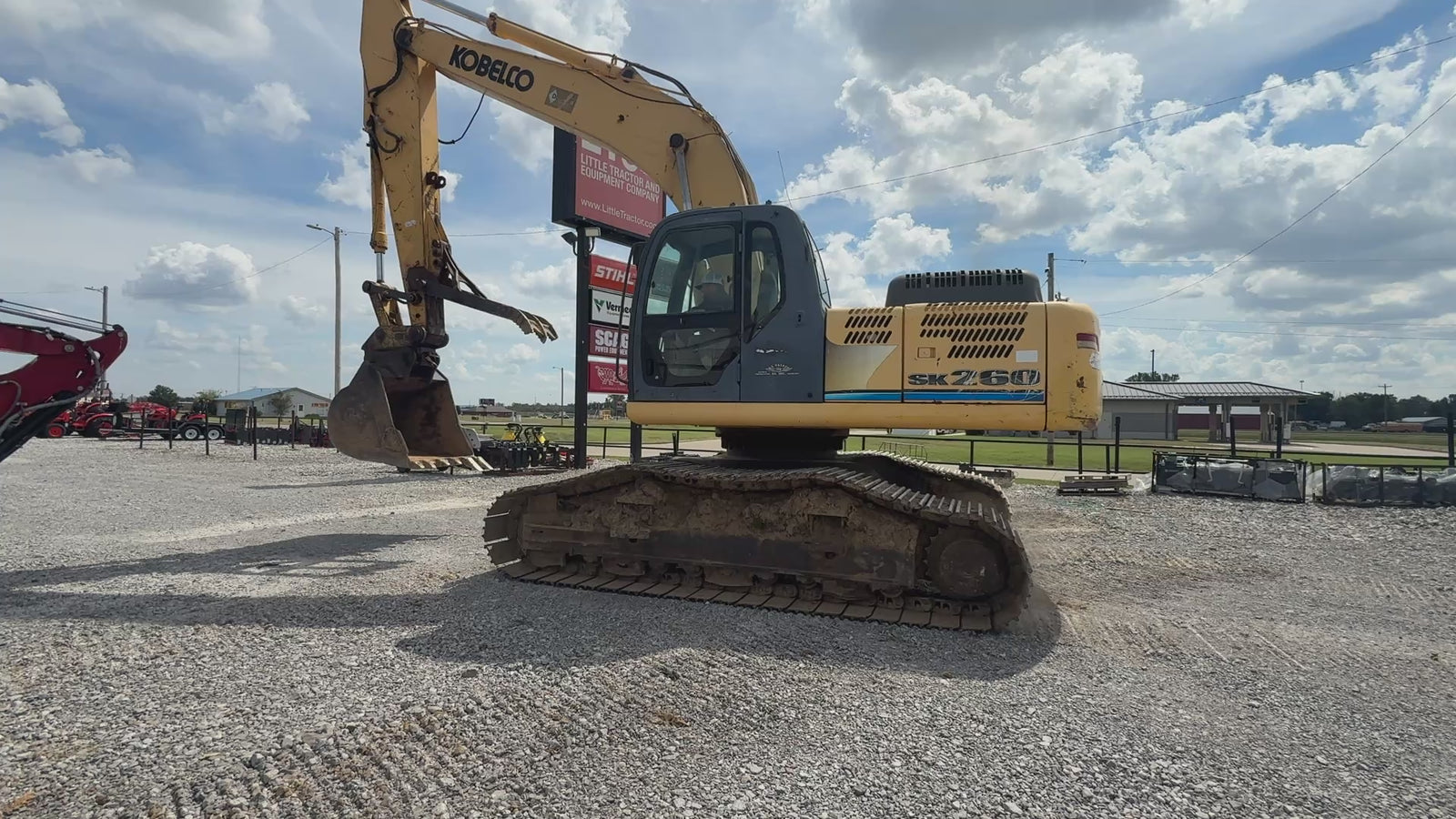 2016 KOBELCO SK260LC - $61,000