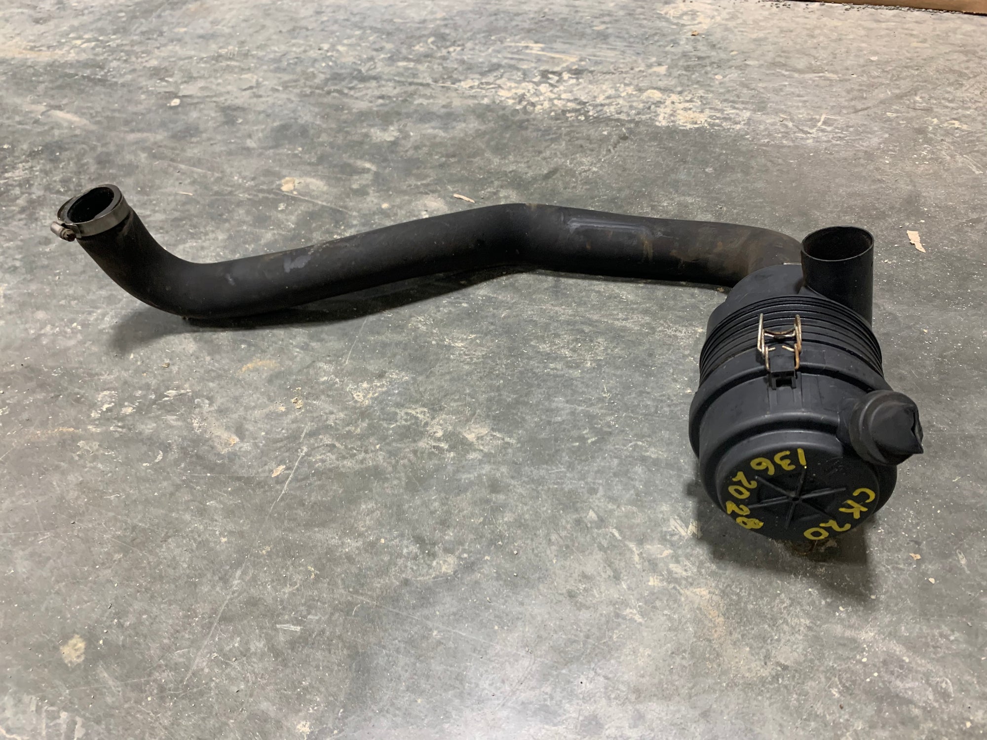 KIOTI CK20 AIR CLEANER  ASSY