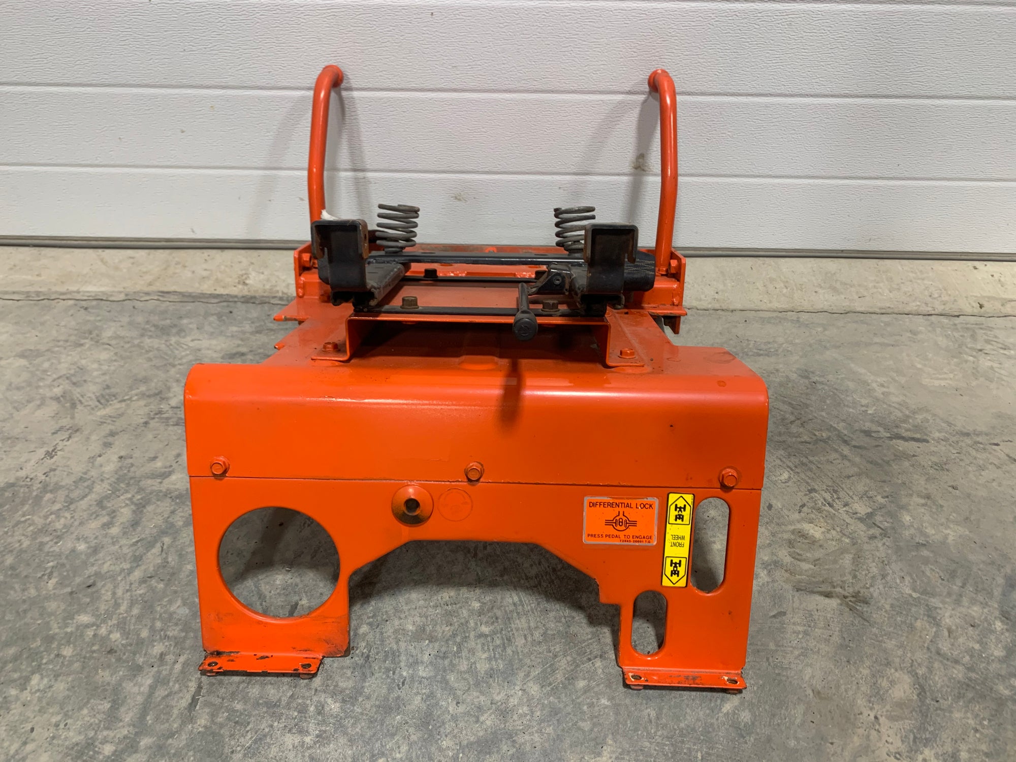 KIOTI CK20 SEAT FLOOR ASSY