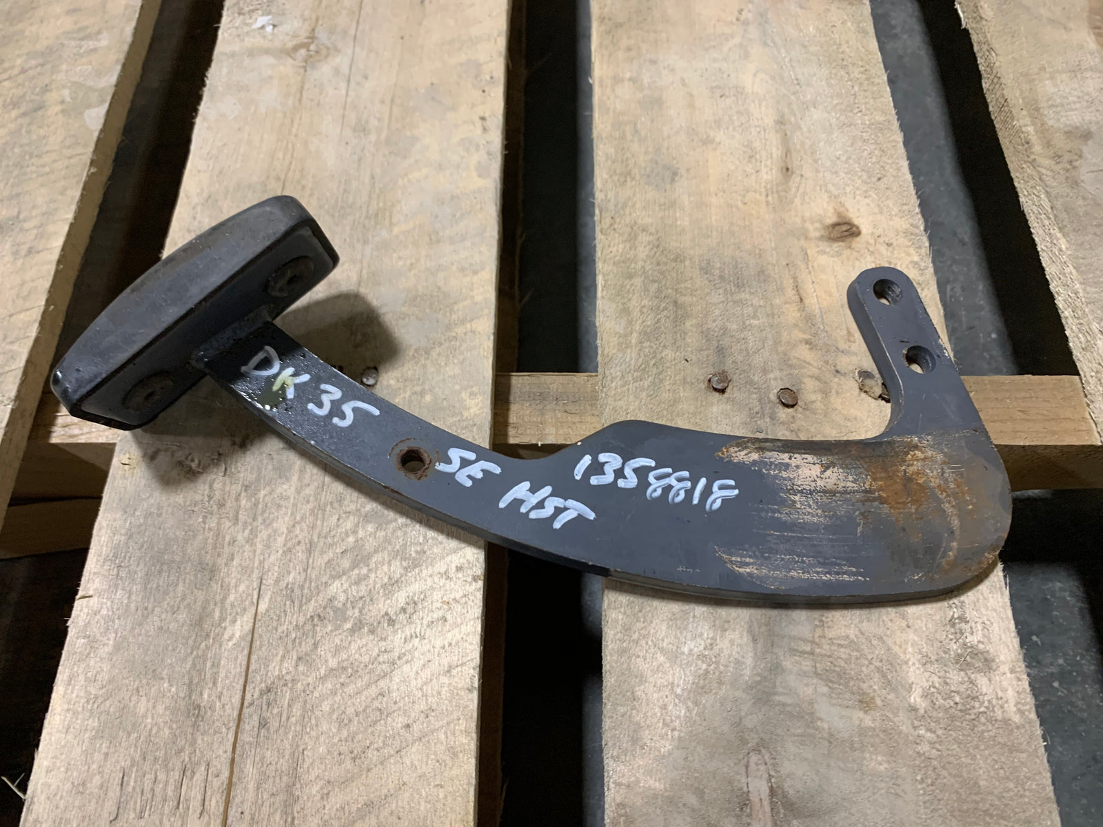 KIOTI DK35SE HST PEDAL LH