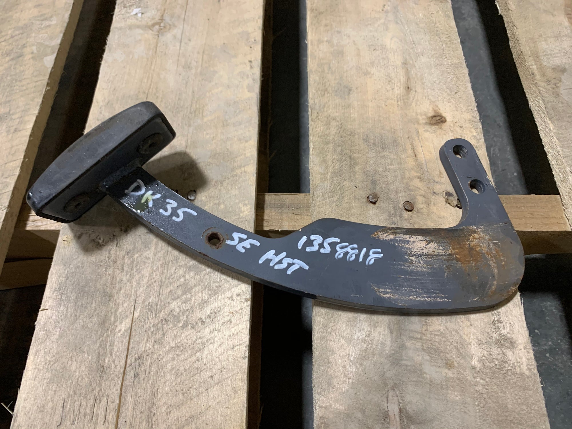 KIOTI DK35SE HST PEDAL LH